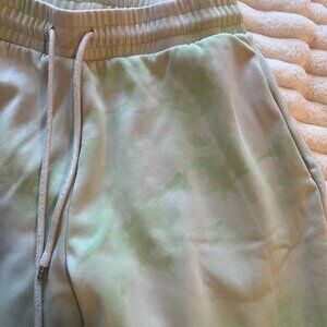 Tiger Mist Green Tie-Dye Sweats - women's size XS